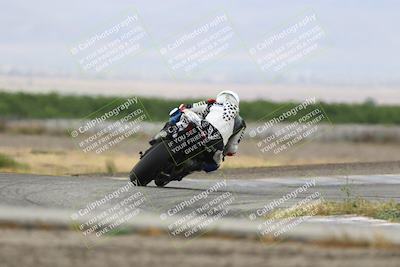 media/May-03-2025-CRA (Sat) [[22b18d099a]]/Races/Race 2/